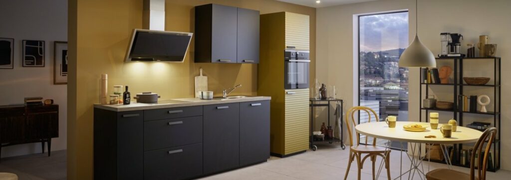 Contur-Kueche-51-190-57-160-auffallend-individuell-und-gemacht-fuer-die-City-1