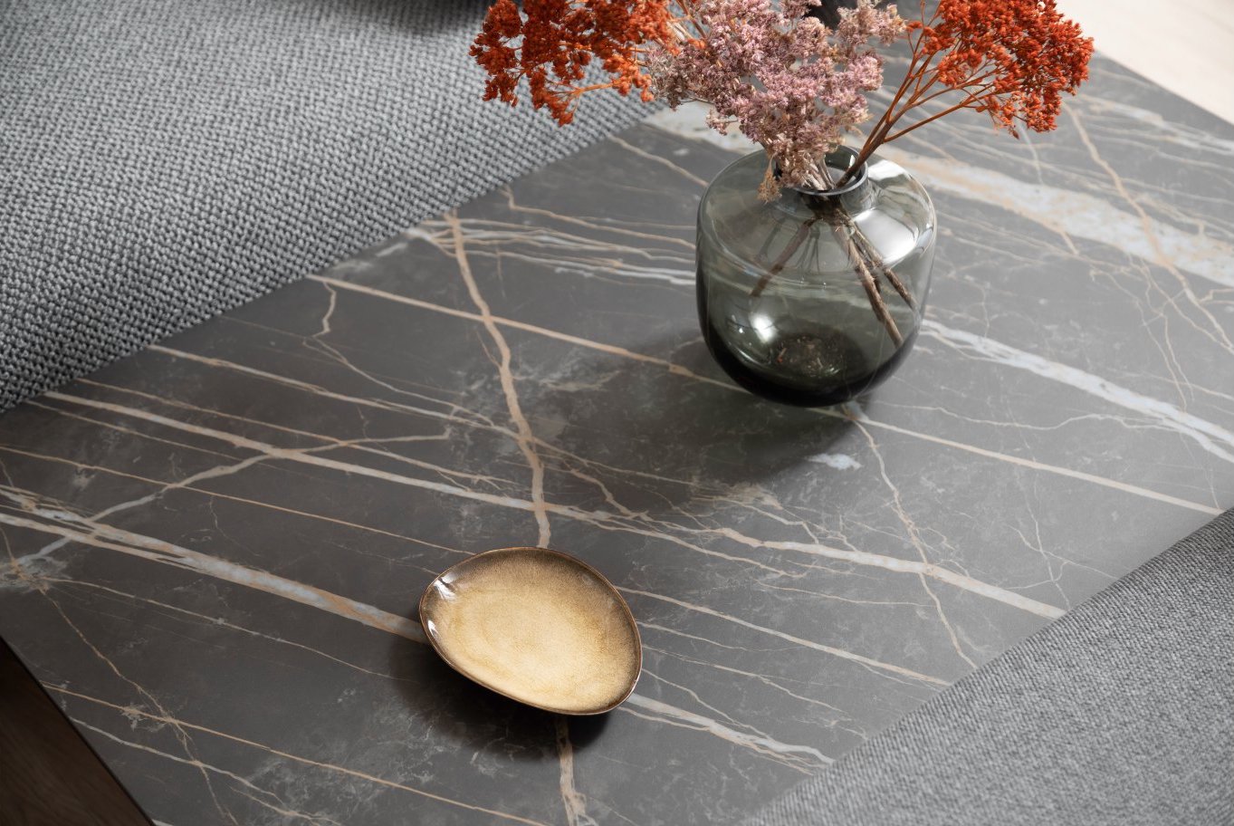 Wohnlandschaft-Atri-Longchair-links-mit-2-Sitzer-und-Ecke-rechts-Stoff-Grau-10