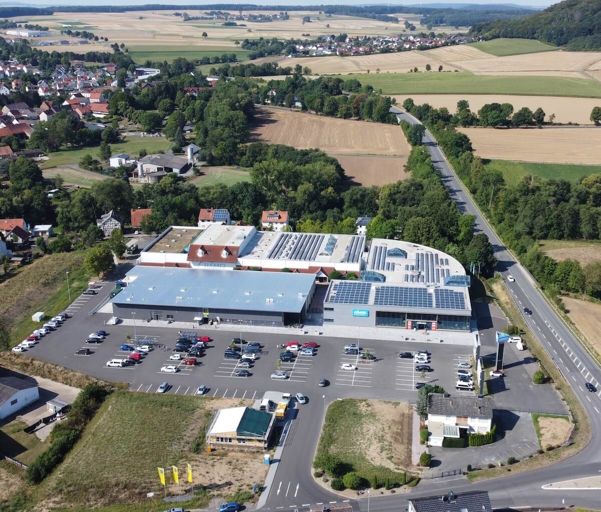 Hämel Einkaufszentrum mit Edeka Schwälmer Brotladen KS K hämel edeka schwälmer brotladen sparkasse