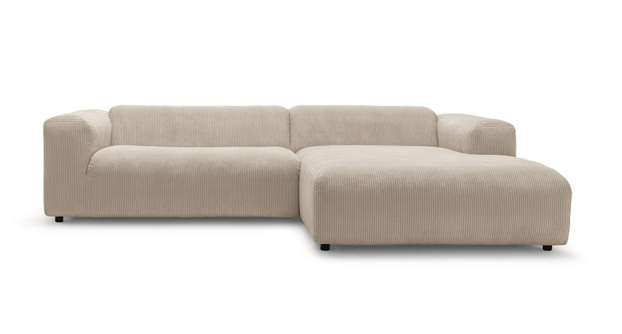 Extrem soft und trotzdem nicht empfindlich ist das Cord-Sofa freistil187.