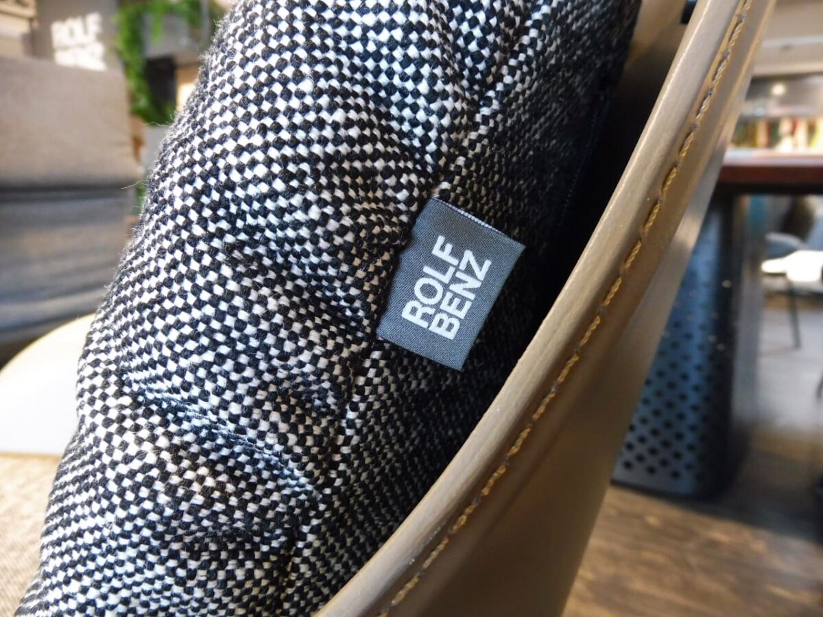 Rolf Benz Esstisch 900 und 6x Stuhl 600 Abverkauf