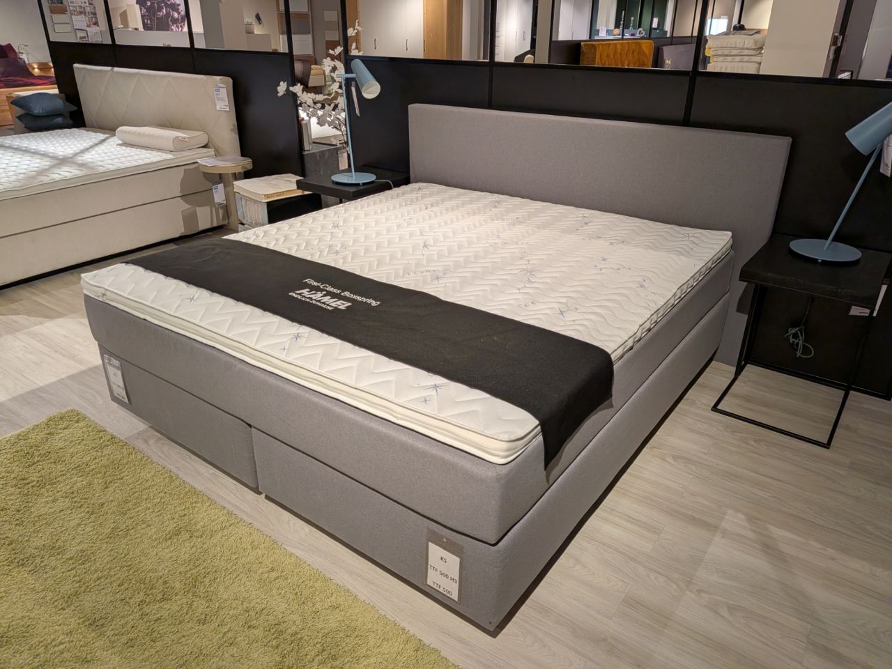 Boxspringbett 180 x 200 cm Ausstellungsstück günstig