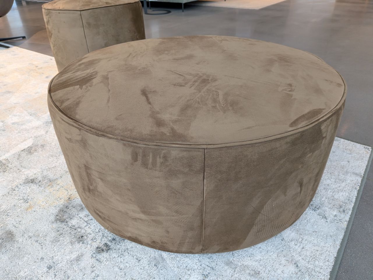 Designwerk Hocker Rondo Leder Ausstellungsstück reduziert