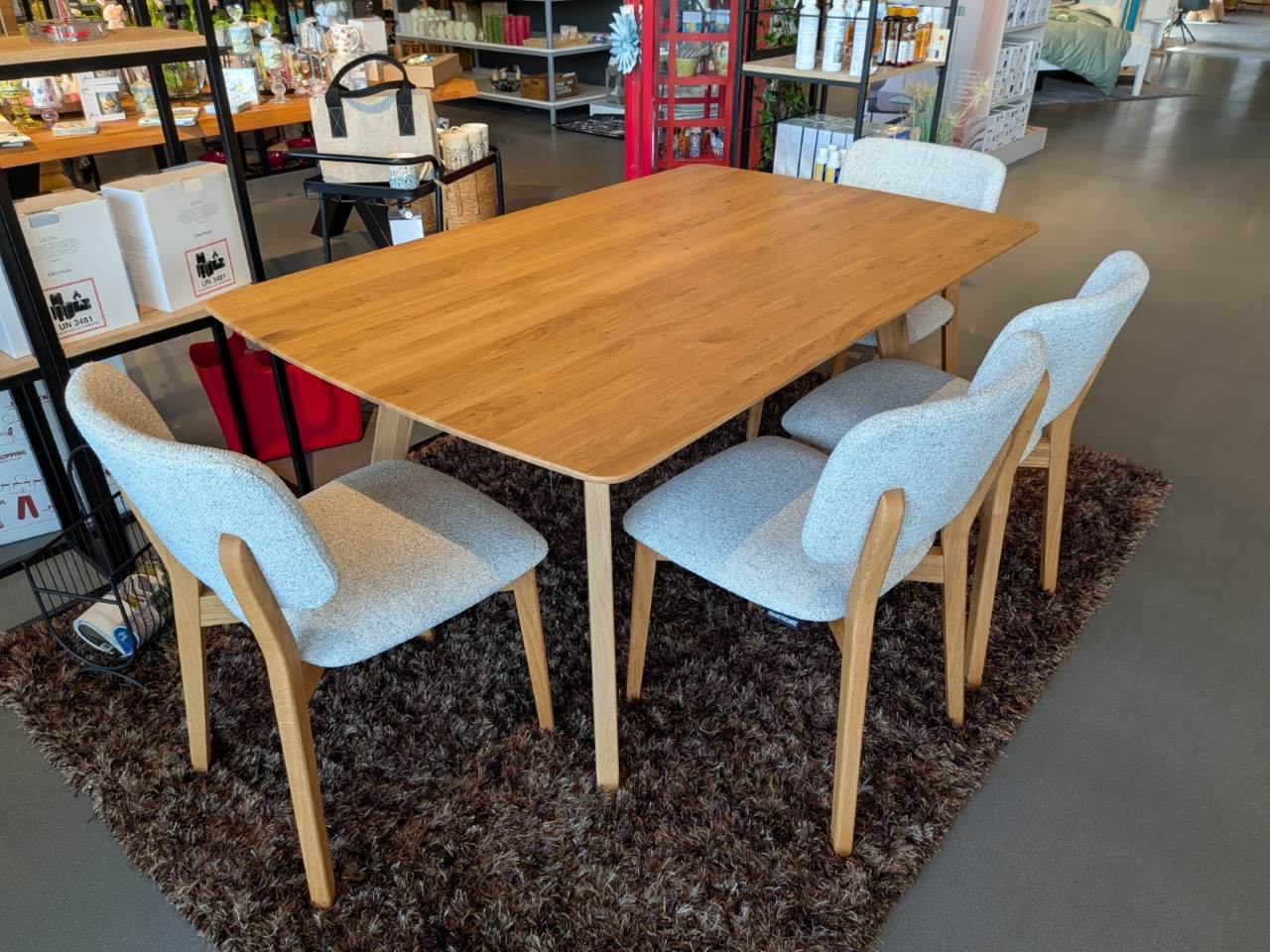 Tisch Wildeiche 160 x 100 cm mit 4 Stühlen SALE